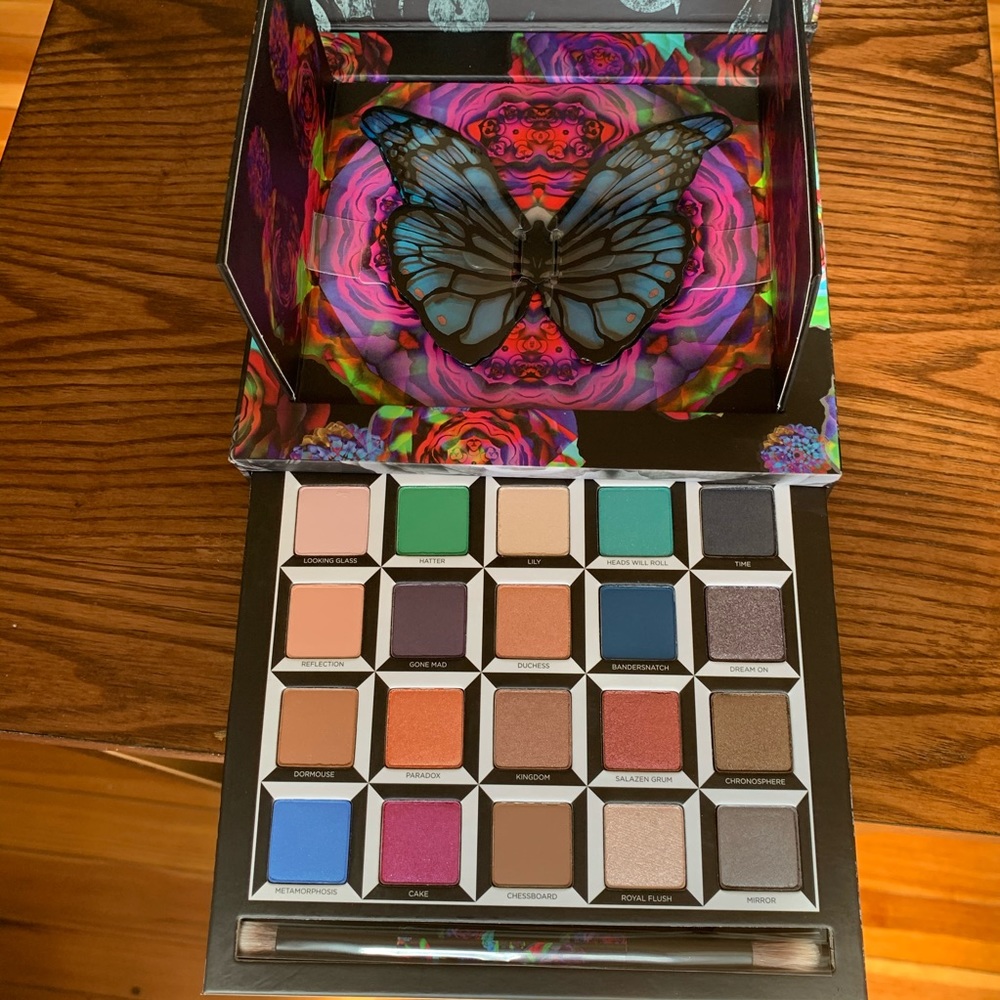 Urban Decay Alice palette